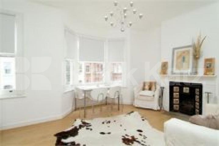 			2 Bedroom, 1 bath, 1 reception Flat			 Ingelow Road, Battersea
